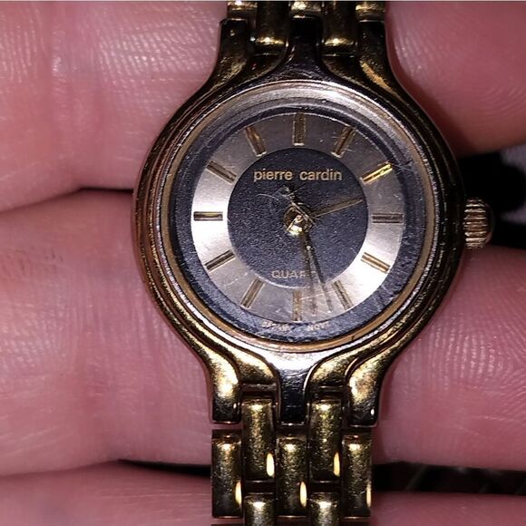 Pierre Cardin Watch - Picture 4 of 10